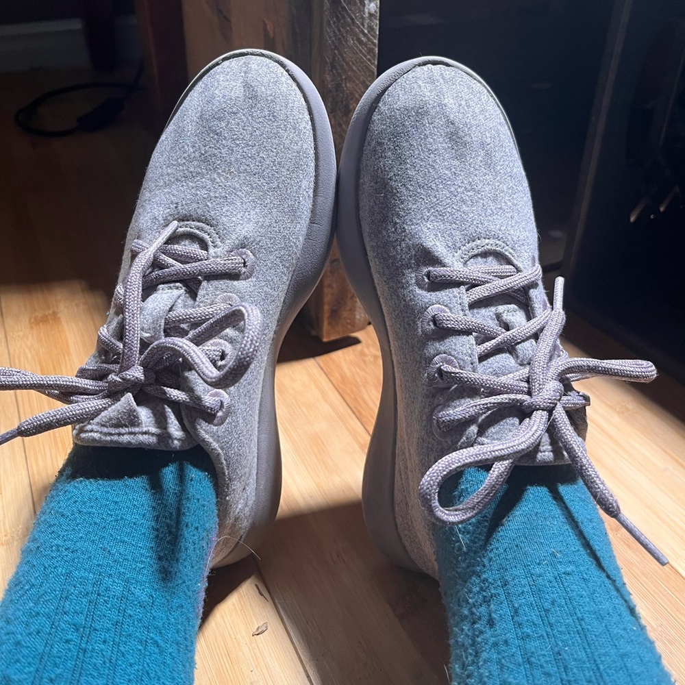 Allbirds womens wool runner size 6 lavender